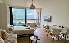 Zen Seaview Studio Apartment